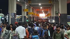 Diwali 2025: தீபாவளி சிறப்பு பேருந்துகள்.. 8 லட்சம் மக்கள் சொந்த ஊர்களுக்கு பயணம்..