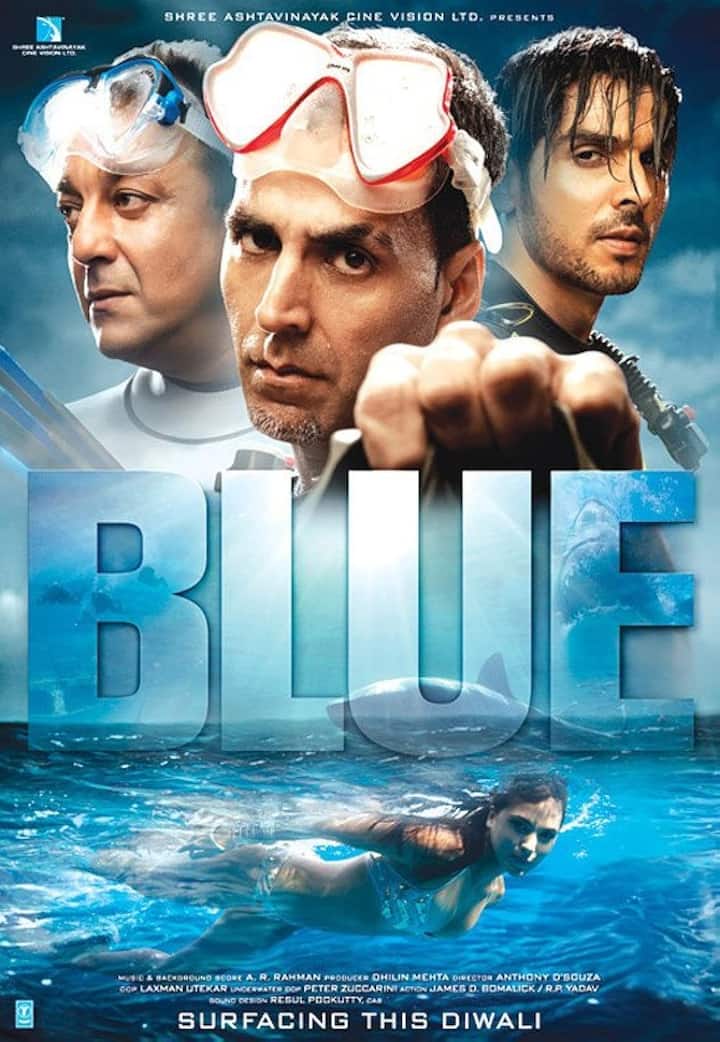 संजय दत्त और अक्षय कुमार स्टारर फिल्म ब्लू साल 2009 में दिवाली के मौके पर रिलीज हुई थी. इस फिल्म को लेकर काफी उम्मीदें थीं, क्योंकि इसे एक बड़े बजट की प्रोजेक्ट के रूप में बनाया गया था.  75 करोड़ इस फिल्म ने सिर्फ 68 करोड़ रुपये का कलेक्शन ही किया और फ्लॉप रही.