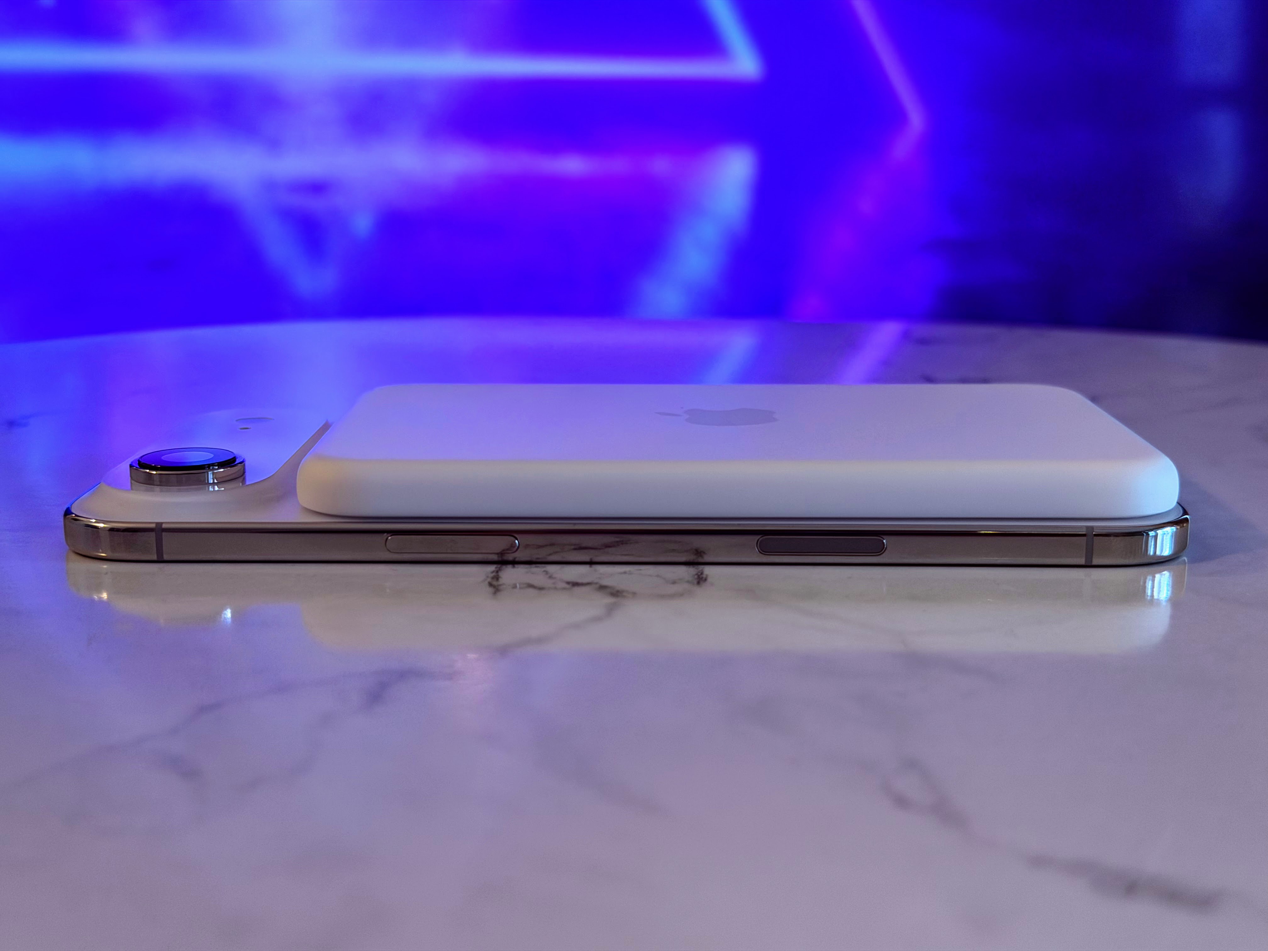 Gadgets Review | iPhone Air: Apple's Slim Dream Simply Runs Out Of... Air