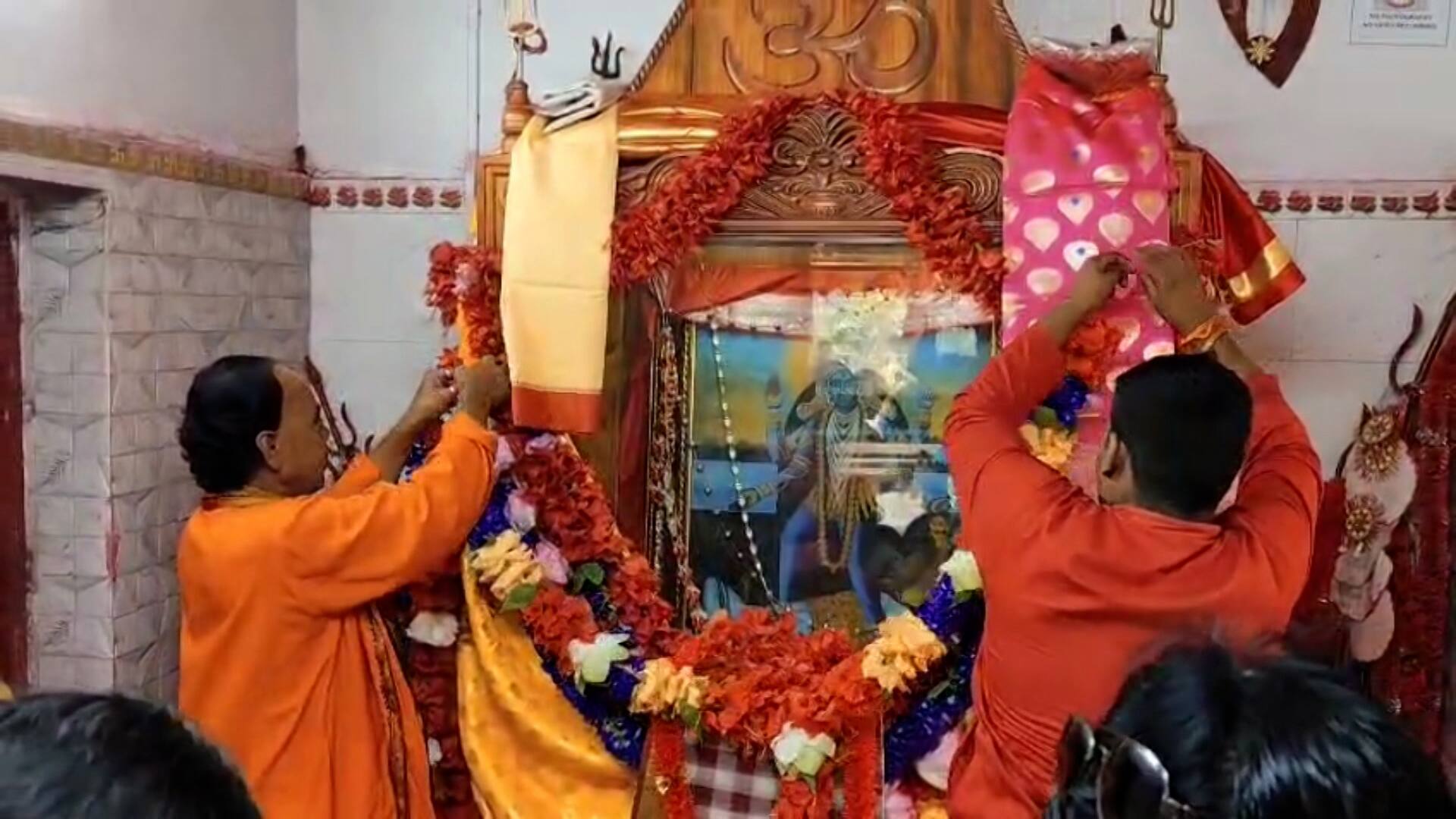 Kali Puja 2025: কথিত আছে এখানেই পড়েছিল দেবীর কাঁকাল ! মহা ধুমধামের সঙ্গে পুজো হচ্ছে ৫১ সতীপীঠের অন্যতম বীরভূমের কঙ্কালীতলায়