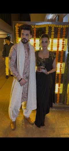 एकता कपूर की दिवाली पार्टी में सितारों का लगा जमावड़ा, करण कुंद्रा और तेजस्वी प्रकाश ने लूटी लाइमलाइट