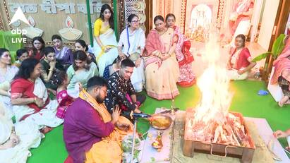 নিজের হাতে ভোগ রাঁধলেন মমতা, যজ্ঞ করলেন অভিষেক, মুখ্যমন্ত্রীর বাড়ির কালীপুজোয় চাঁদের হাট নিজের হাতে ভোগ রাঁধলেন মমতা, যজ্ঞ করলেন অভিষেক, মুখ্যমন্ত্রীর বাড়ির কালীপুজোয় চাঁদের হাট