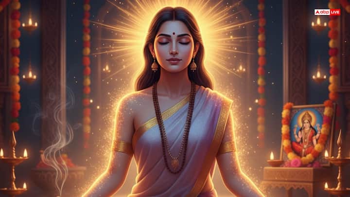 हिंदू धर्म में काली चौदस का बहुत बड़ा धार्मिक और आध्यात्मिक महत्व है. देवी काली का हर भक्त काली चौदस के दिन को बहुत ही शुभ दिन मानता है. लोग देवी काली की पूजा करते हैं, जो वीरता और शक्ति का प्रतीक हैं.