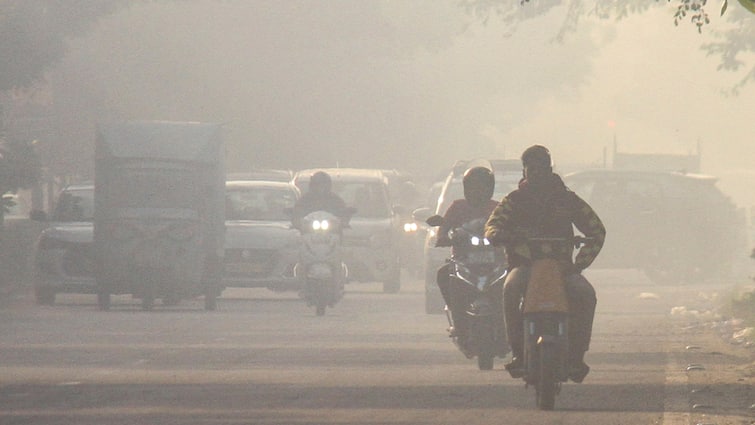 Delhi Pollution Alarmingly High As Air Quality Turns ‘Hazardous’ After Diwali: Check AQI