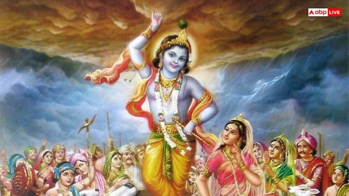 इस दिन सुबह स्नान कर शुद्ध वस्त्र धारण करें और घर के आंगन में गोबर से गोवर्धन पर्वत का स्वरूप बनाएं. उसके चारों ओर दीपक जलाएं और अन्नकूट प्रसाद के रूप में विभिन्न पकवान और मिठाइयाँ चढ़ाएं. पूजा के समय गोवर्धन महाराज की कथा पढ़ना शुभ माना जाता है. पूजा पूर्ण होने के बाद प्रसाद ग्रहण करें और गौ सेवा का संकल्प लें, क्योंकि इस दिन गाय की सेवा को अत्यंत पुण्यकारी माना गया है.