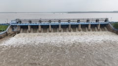 எச்சரிக்கை! நிரம்பும் வீடூர் அணை ! கரையோர மக்களுக்கு எச்சரிக்கை! கனமழை அபாயம்