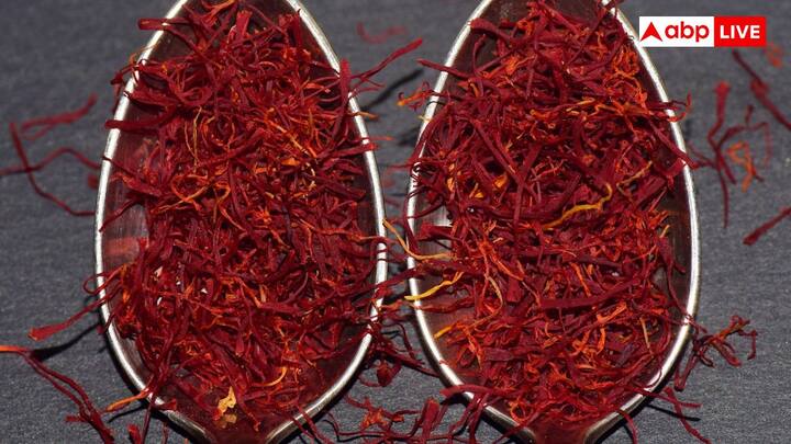 Kashmiri Saffron: धरती का स्वर्ग कहे जाने वाला कश्मीर एक खास चीज के लिए काफी ज्यादा मशहूर है. इसका नाम है केसर. आइए जानते हैं कश्मीरी केसर का ईरान से क्या संबंध है.