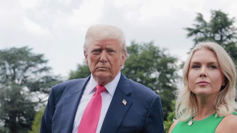 <div>'Your Mom Did': White House Press Secretary Snaps At Journalist Over Trump-Putin Summit</div>