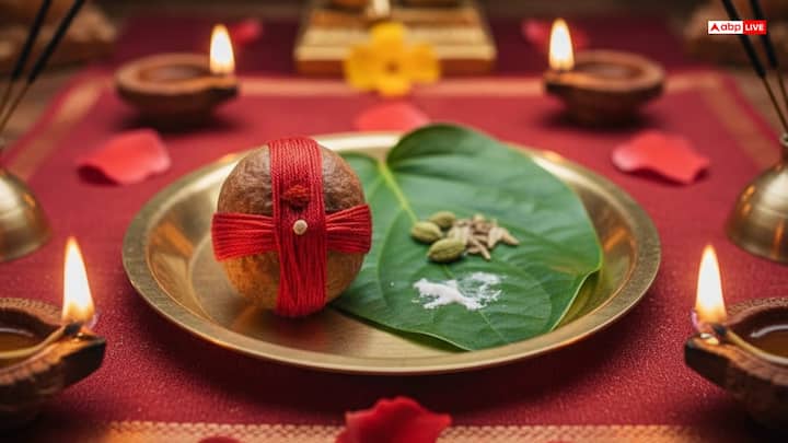 हिंदू मान्यता के अनुसार यदि आपके पास गणपति का कोई चित्र या मूर्ति ना हो तो सुपारी को ही लाल धागे से लपेट कर गणपति मानकर पूजा कर सकते हैं. गणेश जी की पूजा में सुपारी को बहुत खास माना गया है. कहते है कि गणपति जी को पान के साथ सुपारी अर्पित् करने से शुभता प्राप्त होती है.