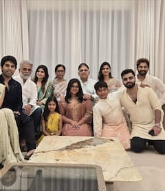 Allu Arjun Diwali Celebrations: అల్లు వారి కుటుంబంలో దీపావళి సందడి... ఫోటోలు షేర్ చేసిన బన్నీ వైఫ్ స్నేహ