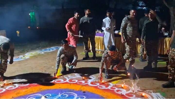 त्यानंतर सतत नक्षलवाद्यांच्या दहशतीखाली जगणाऱ्या गावांमध्ये यंदा दिवाळीचा उत्साह वेगळाच पाहायला मिळत आहे.