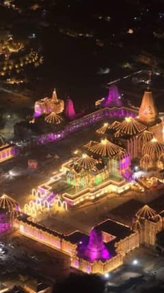 दिवाली में जगमग हुए यूपी के सभी शहर, मंत्रमुग्ध कर देंगी ये तस्वीरें