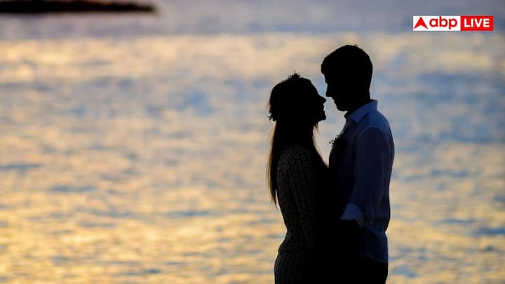 अगर आप यहां आते हैं, तो आपको मिलेगा कि यहां लोग रिलेशनशिप को लेकर काफी खुले विचारों वाले होते हैं और डेटिंग कल्चर यहां बेहद स्ट्रॉन्ग है.