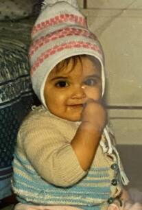 दीपिका पादुकोण की बेटी दुआ की तस्वीरों के बाद अब दीपिका के बचपन की तस्वीरें सोशल मीडिया पर तेजी से वायरल हो रही हैं.