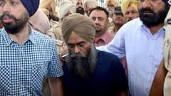 1993 बम धमाकों के दोषी के लिए दया की मांग, BJP नेता ने CM रेखा गुप्ता को लिखा पत्र, वजह भी बताई