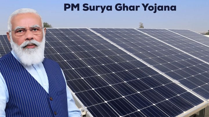 प्रधानमंत्री सूर्य घर योजना के तहत लोग अपने घरों की छत पर सोलर पैनल लगवा सकते हैं. इस योजना का मकसद आम नागरिकों को सोलर एनर्जी से जोड़ना और उन्हें आत्मनिर्भर बनाना है. इस योजना के तहत सरकार घरों में सोलर पैनल लगवाने पर सब्सिडी देती है.