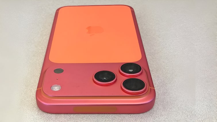Orange iPhone 17 Pro Is Now Turning Pink? Redditors Take Up Arms Over Weird Colour Shift
