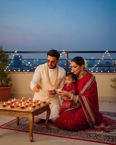 दीपिका पादुकोण-रणवीर सिंह की बेटी की अनदेखी तस्वीरें, पापा के कंधे पर बैठ मस्ती करती दिखीं दुआ