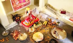 ਦੀਵਾਲੀ ਵਾਲੀ ਰਾਤ ਮਾਂ ਲਕਸ਼ਮੀ ਅੱਗੇ ਰੱਖੀ 35 ਲੱਖ ਰੁਪਏ ਦੇ ਗਹਿਣਿਆਂ ਤੇ ਨਕਦੀ ਦੀ ਪਲੇਟ, ਚੋਰਾ ਨੇ ਕੀਤਾ ਹੱਥ ਸਾਫ਼, ਸਵੇਰੇ ਦੇਖਿਆ ਤਾਂ ਉੱਡੇ ਹੋਸ਼ !