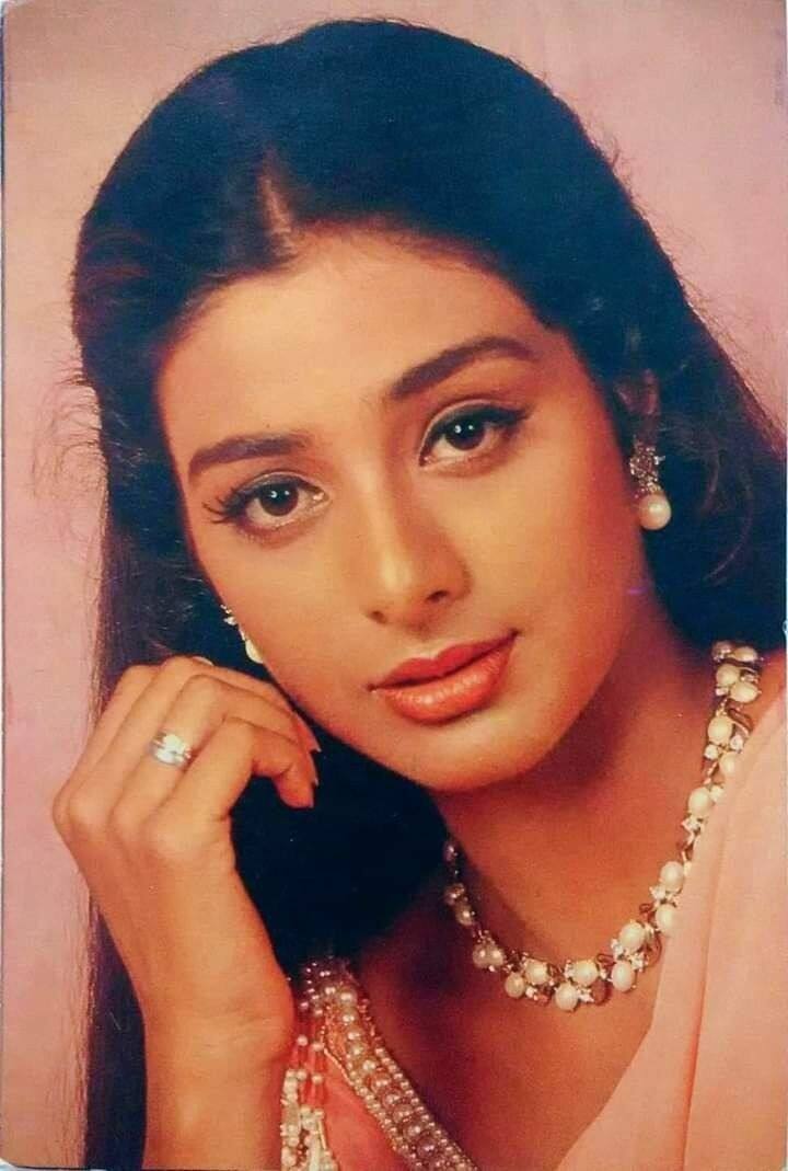 तब्बू की हिट फिल्मों में जीत', 'साजन चले ससुराल', 'बॉर्डर, 'चाची 420', 'हेरा फेरी', और 'चांदनी बार' जैसी फिल्मों का नाम शामिल है.