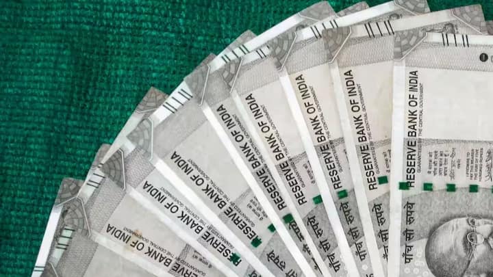 इस योजना में 10 लाख रुपये की मदद आधे-आधे हिस्से में दी जाती है. 5 लाख रुपये आठ साल के लिए एफडी में कराए जाते हैं और बाकी 5 लाख रुपये सीधे दंपत्ति के संयुक्त बैंक खाते में जमा किए जाते हैं. इससे शादी की शुरुआत आसान हो जाती है और आर्थिक सुरक्षा भी मिलती है.