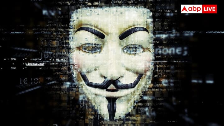 डीप वेब के अंदर डार्क वेब छिपा हुआ है. इसे पूरी तरह से गुमनाम रहने के लिए डिजाइन किया गया है. इसे सिर्फ Tor जैसे खास ब्राउजर के जरिए से ही एक्सेस किया जा सकता है. यह ब्राउजर आपकी पहचान और स्थान को छुपाते हैं. वैसे तो इसे अक्सर एक डिजिटल अंडरवर्ल्ड के रूप में पहचान गया है लेकिन यहां सब कुछ अपराधिक नहीं होता. इसका इस्तेमाल व्हिसलब्लोअर, पत्रकार और कार्यकर्ता भी करते हैं जिन्हें सुरक्षित, गुमनाम संचार की जरूरत होती है.