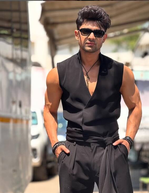 अभिषेक ने कहा कि राखी शो में सिर्फ फन करने आई थीं, उन्होंने बिग बॉस में भी उनका सपोर्ट किया और वे ग्लोबली फेमस हैं. उन्होंने जिम में 1-2 बार उनसे मुलाकात भी की थी.