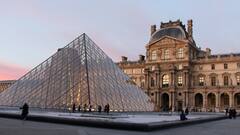 Louvre Museum Reopens 3 Days After Historic Royal Jewels Worth €88 Million Stolen