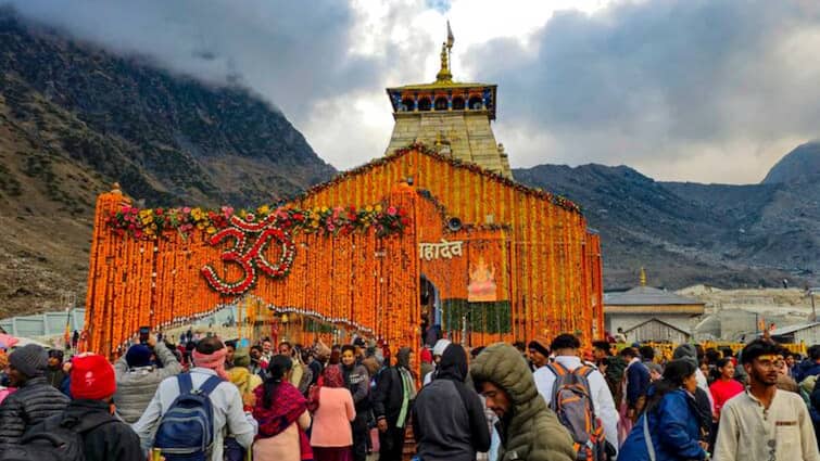 WATCH: Kedarnath Temple Adorned With Flowers As Portals Close Tomorrow