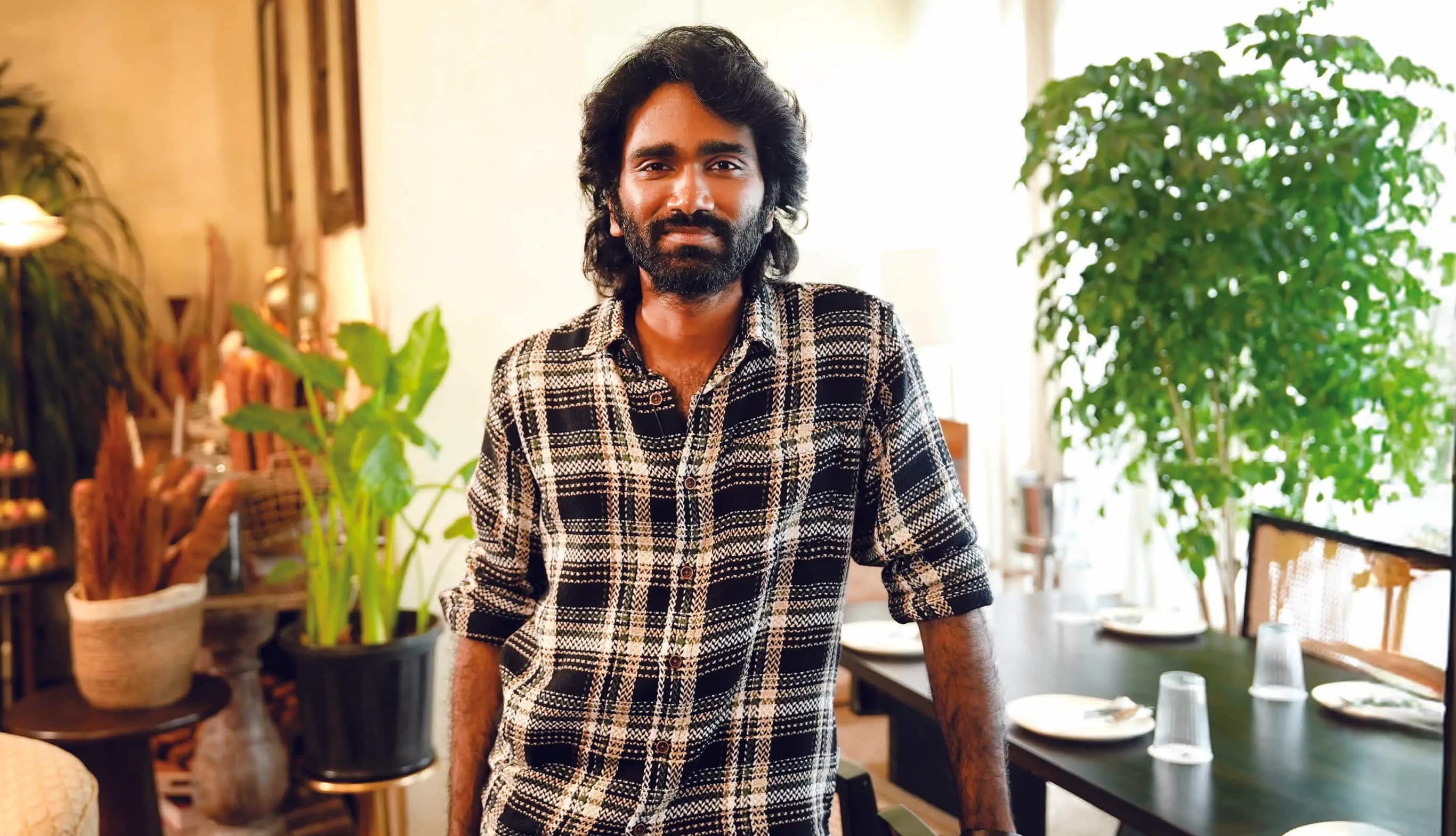 Pradeep Ranganathan: தொட்டதெல்லாம் ஹிட்டு... தயாரிப்பாளர்களின் செல்லப்பிள்ளை.. வசூல் டிராகன் பிரதீப் ரங்கநாதன்!