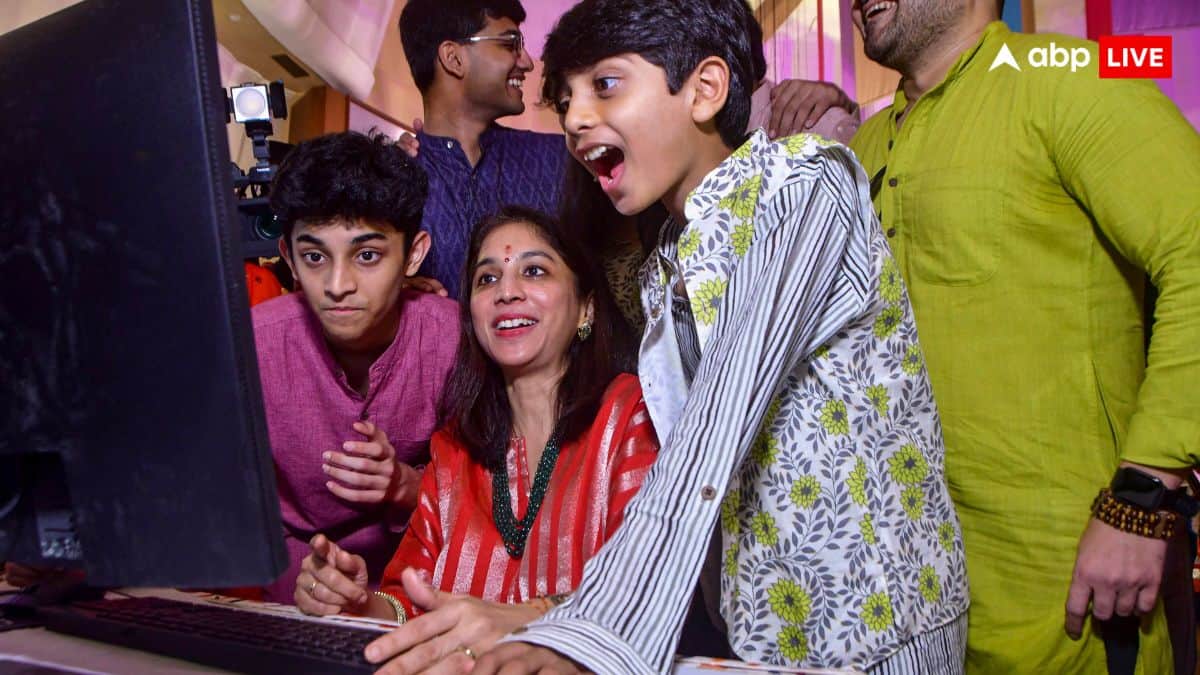 रिटर्न के मामले में गदर काट रहे ये दो स्टॉक, सिर्फ एक साल में 90 परसेंट तक चढ़ गए शेयर
