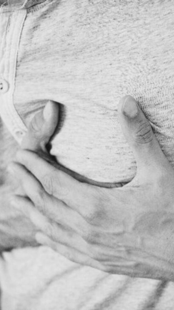 இளைஞர்களிடையே அதிகரிக்கும் மாரடைப்புகள்; இந்த அறிகுறிகள் இருந்தால் எச்சரிக்கை தேவை!