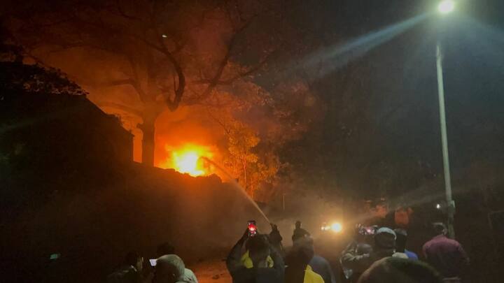 कंपनी जांच के बाद तय करती है कि नुकसान कैसे हुआ और क्या यह पॉलिसी के तहत कवर होता है या नहीं.नअगर जांच में यह पाया गया कि गाड़ी के पास पटाखे आपने खुद जलाए या पार्किंग में लापरवाही बरती. तो क्लेम रिजेक्ट हो सकता है.