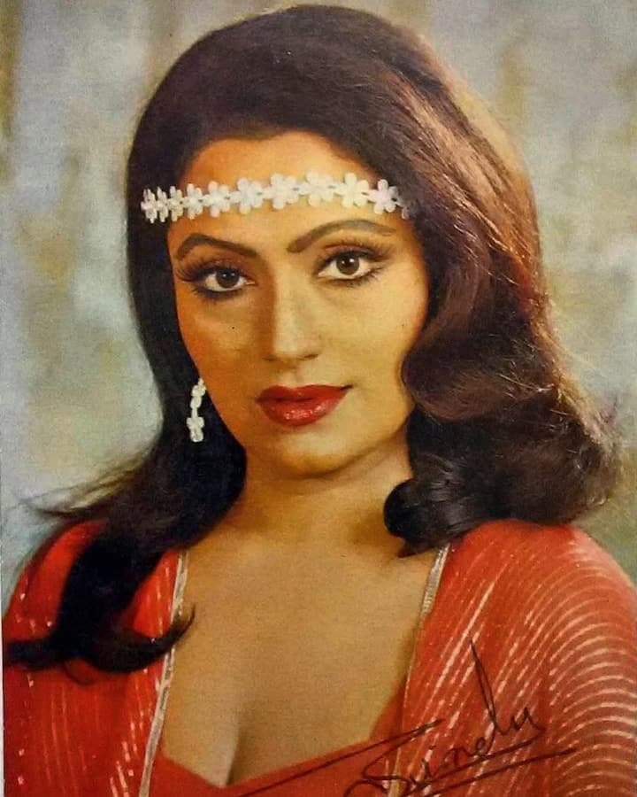 बता दें कि बिंदू अब एक्टिंग से दूर हैं. एक्ट्रेस मुंबई में ही अपनी फैमिली के साथ रहती हैं. आखिरी बार वो साल 2008 में आई फिल्म 'महबूबा' में नजर आई थी.