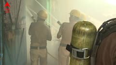 আমহার্স্ট স্ট্রিটে প্রিন্টিং প্রেসে বিধ্বংসী আগুন, ঘটনাস্থলে দমকলের পাঁচটি ইঞ্জিন