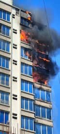 Mumbai Fire News: मुंबईच्या जोगेश्वरीत अग्नितांडव, अडकलेल्या लोकांनी कपड्याला लपटून घेतले, दहाव्या मजल्यावरुन मदतीसाठी हाक, PHOTO