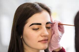 Kajal and Eyeliner Daily Use Risks: આંખો પર દરરોજ લગાવો છો લાઈનર અને કાજલ, થઈ શકે છે મોટું નુકસાન