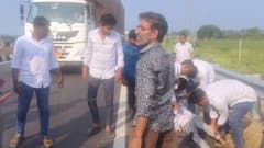 भाऊबीज दिनी तरुणाचा अपघात, रस्त्याच्या कडेला बेशुद्धावस्थे; मंत्री गुलाबराव पाटलांचा ताफा मदतीला