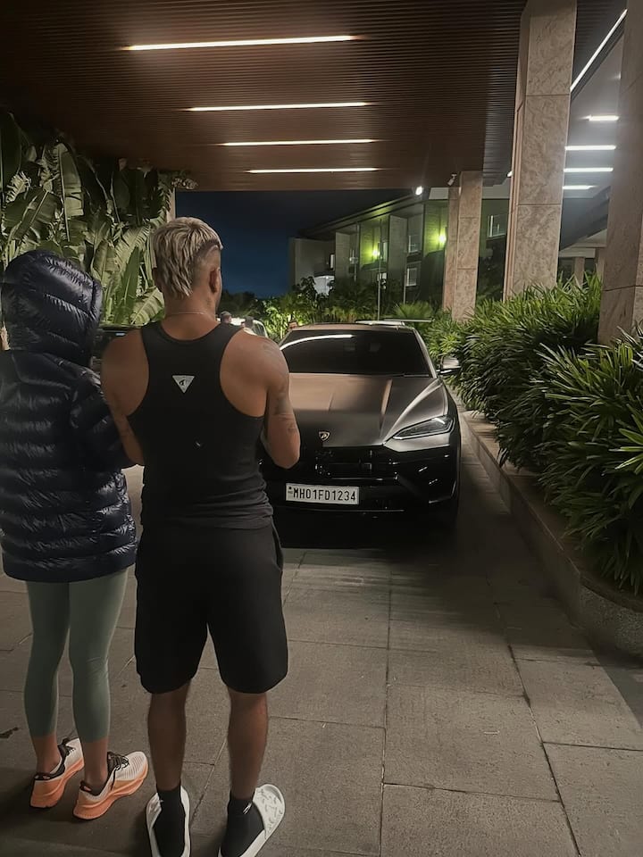 Hardik Pandya was previously married to Natasa Stankovic, with their wedding in May 2020 and a vow renewal in February 2023.