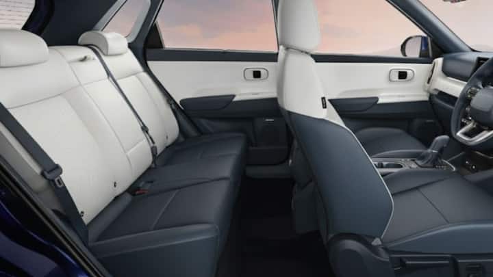 The extra 20mm of legroom is a key improvement, addressing one of the previous Venue’s main drawbacks. Buyers can also expect added features such as ADAS, a 360-degree camera, and more. (Image Credits: Hyundai)