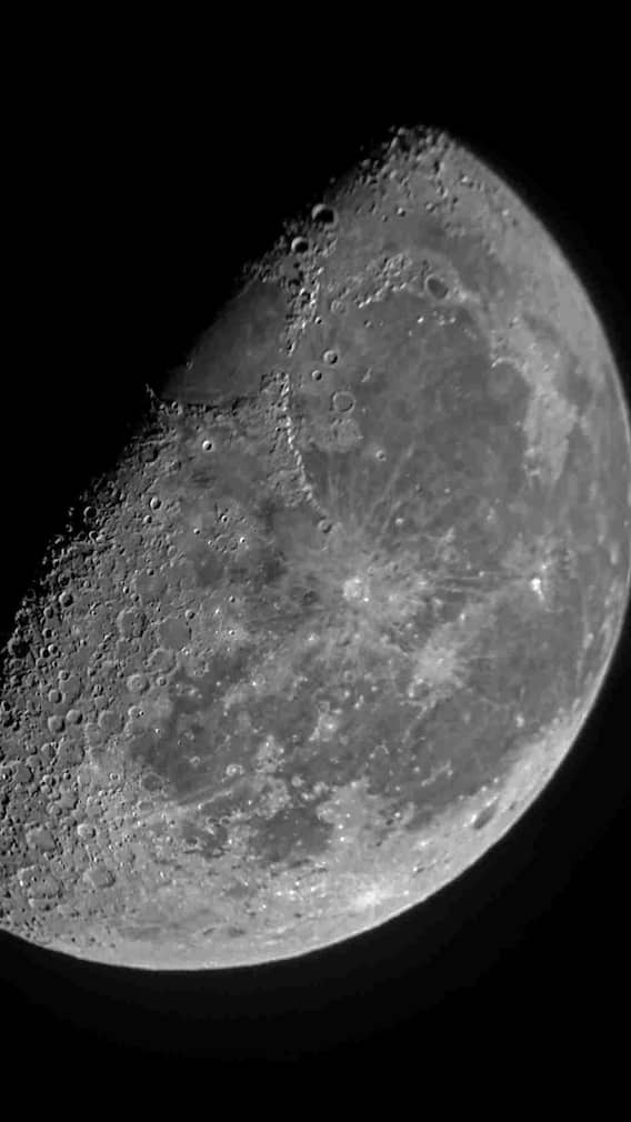 चांद का टेंपरेचर कितना है?