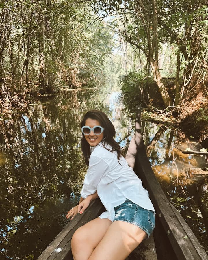 Shagun is very fond of traveling and this is also visible from her social media.