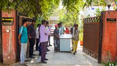 दिल्ली कांग्रेस नेता उदित राज का दावा- घर से बेदखल कर रही सरकार, सामान बाहर फेंका