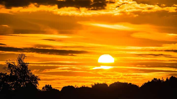 This layer works to protect from harmful ultraviolet rays of the sun. Impact on ozone can increase cancer and other serious health risks. According to scientists at the Massachusetts Institute of Technology, this technology can also increase natural problems like drought and famine.