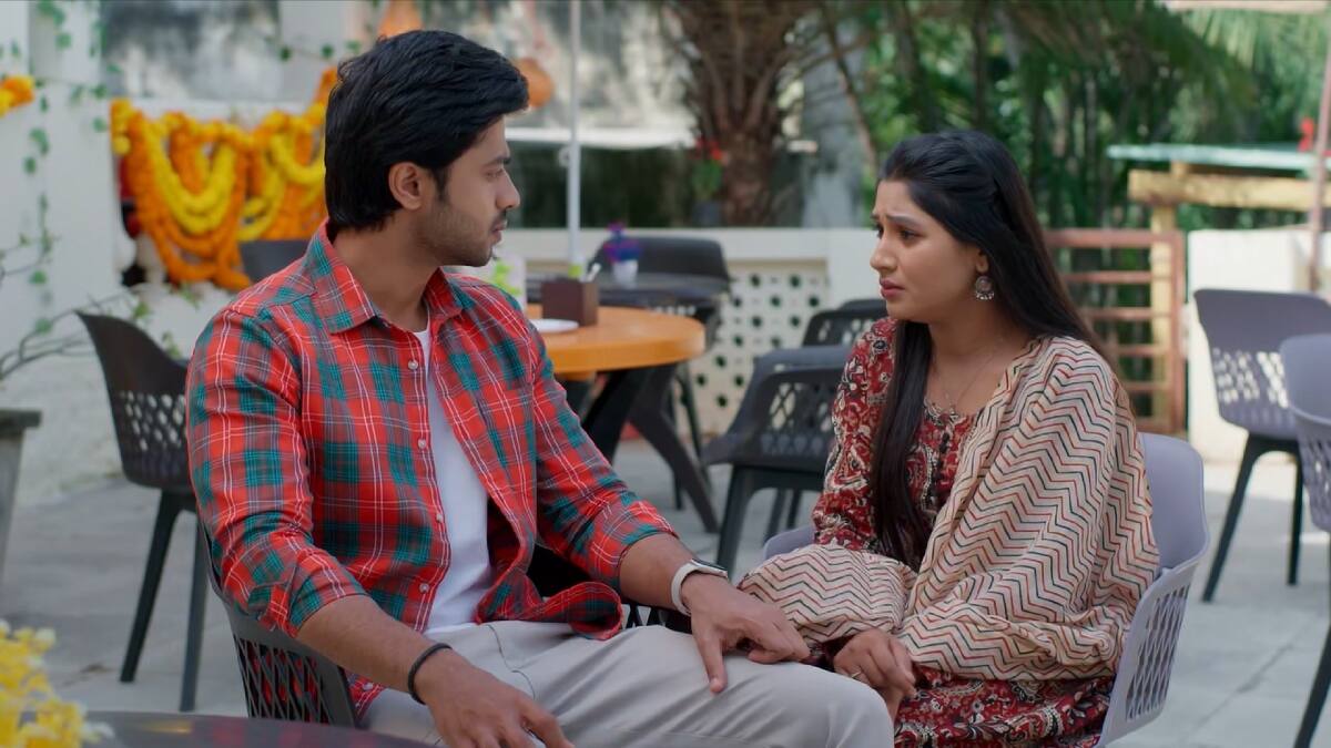 Nindu Manasulu Serial Today October 24th: నిండు మనసులు: ట్విస్ట్ అదుర్స్! సిద్ధూ ఎంట్రీతో విజయానంద్ గుండెల్లో రైళ్లు.. ఇకపై అమ్మతోనేనా?