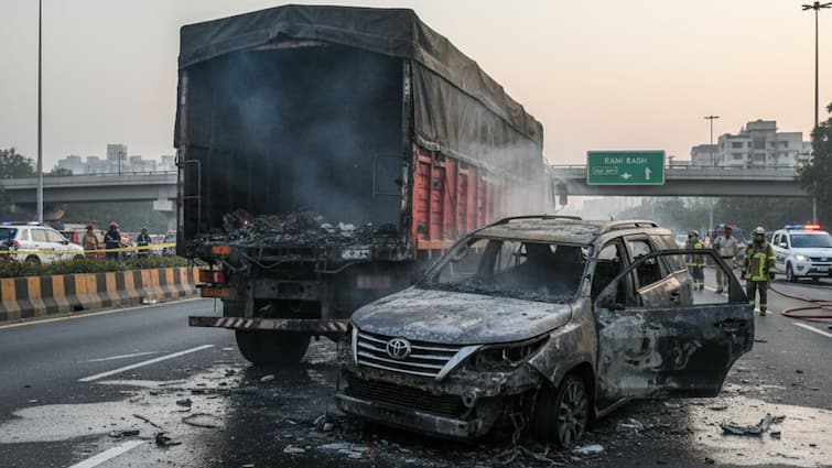 Agra Shocker: Speeding SUV Runs Over 5 People, Angry Locals Thrash Driver Agra Shocker: Speeding SUV Runs Over 5 People, Angry Locals Thrash Driver