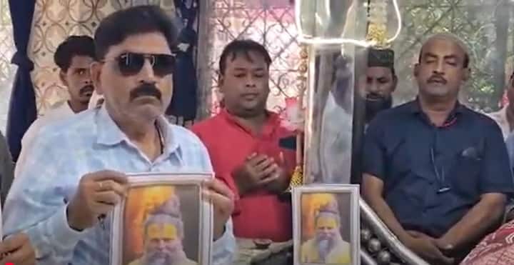 दरगाह परिसर में उन्होंने कुरान की तिलावत की और महाराज की सेहत एवं लंबी उम्र की दुआ मांगी.