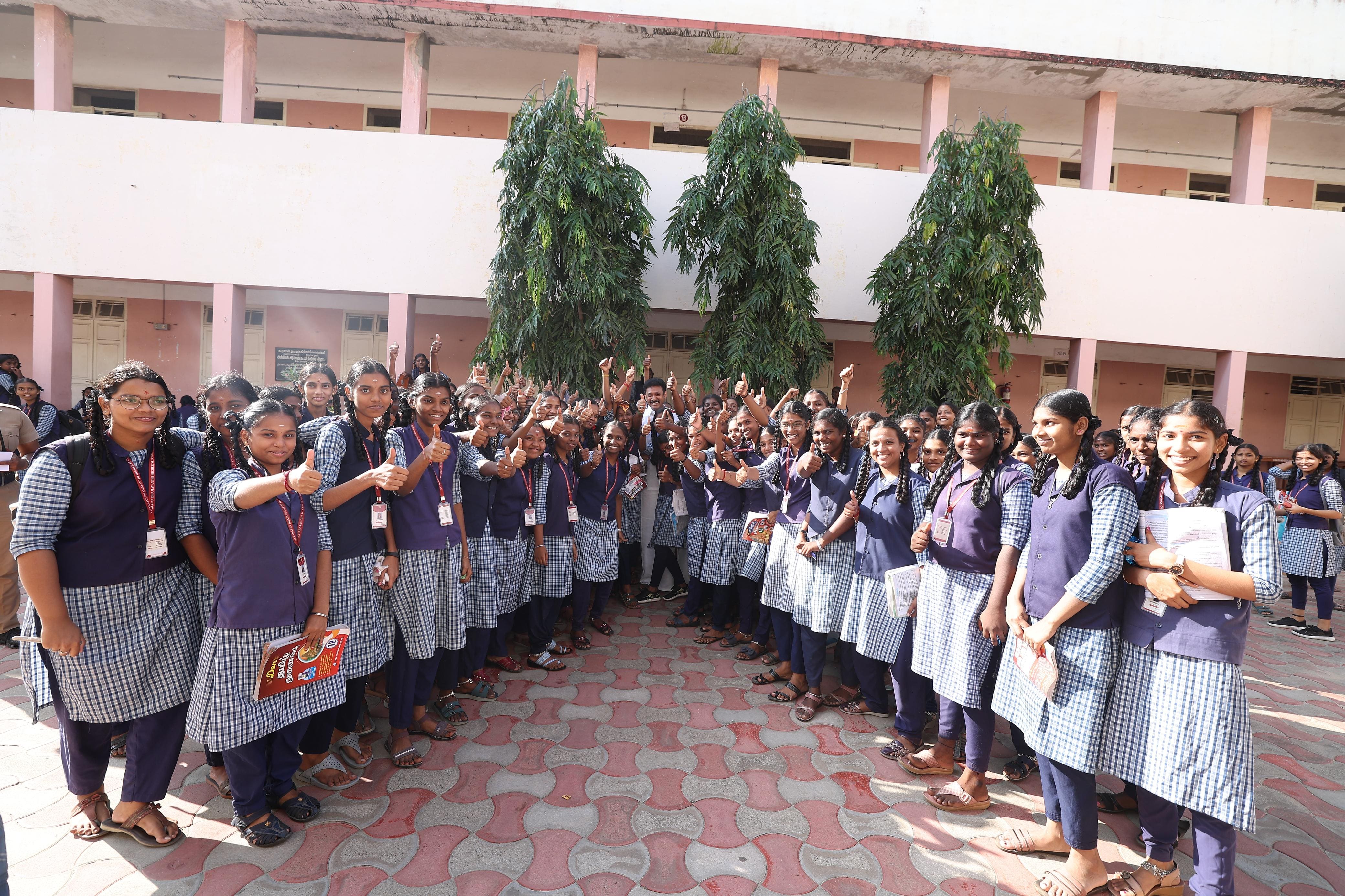 10th 12th Exam Dates: நெருங்கும் தேர்தல்; 10, 12ஆம் பொதுத்தேர்வு தேதிகளில் மாற்றம்? அட்டவணை வெளியாகும் தேதி அறிவிப்பு!