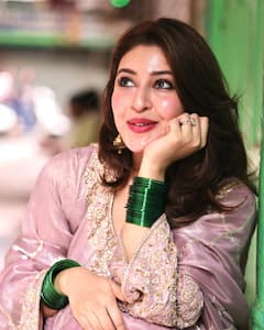 प्रेग्नेंसी में भी स्टाइलिश दिखीं टीवी की पार्वती, बिकिनी और सरॉन्ग में दिखाया ग्लैमरस अंदाज