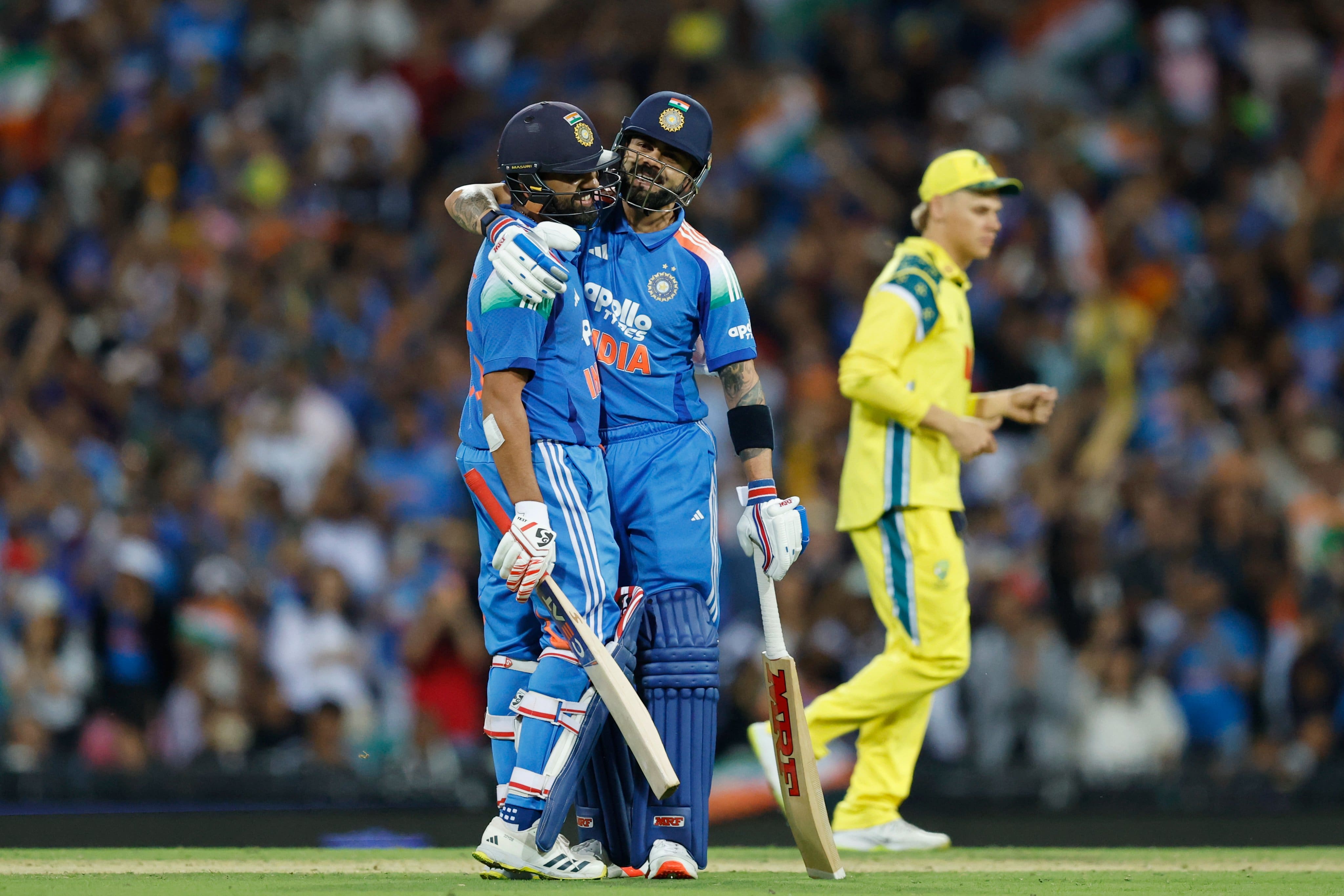 Rohit -Kohli: என் கேரியரை எவன்டா முடிப்பான்.. பேட்டால் அடிச்சு சொன்ன ரோகித் - கோலி!